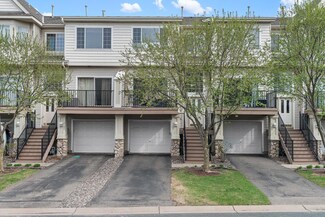 2195 Eagle Trace Ln, Woodbury, MN 55129