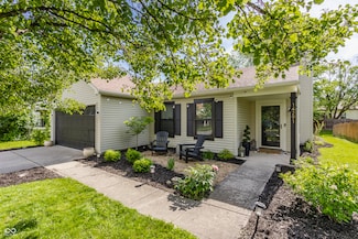 14291 Holly Berry Cir, Fishers, IN 46038