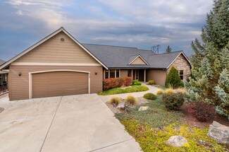 3705 SW Cascade Vista Dr, Redmond, OR 97756