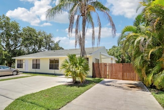 1977 Holman Dr Unit 2, North Palm Beach, FL 33408