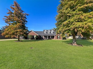 211 Colonel Burt Dr, Benton, LA 71006