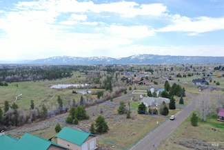 13959 Country Way, McCall, ID 83638