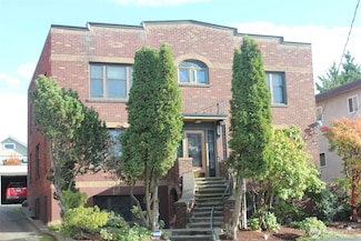 4212 Phinney Ave N, Seattle, WA 98103