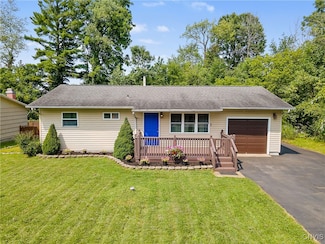 141 Henderson Blvd, Syracuse, NY 13209