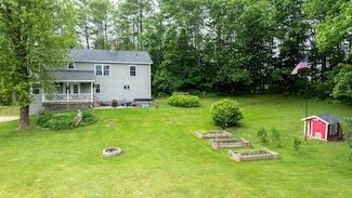 1721 Augusta Rd, Bowdoin, ME 04287