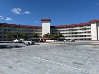 601 N McDonald St Unit 206, Mount Dora, FL 32757