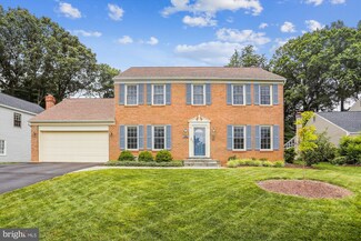 4126 Nomis Dr, Fairfax, VA 22032