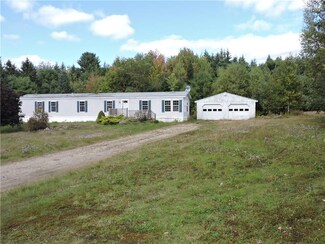 41 Town Farm Rd, Bucksport, ME 04416
