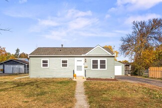 7624 59th Place N, Minneapolis, MN 55428