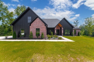 100 Shepherd Loop Dr, Arkadelphia, AR 71923