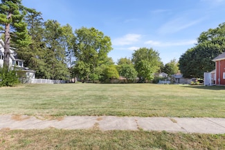000 N 6th St, Oregon, IL 61061