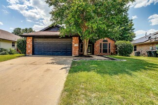 1312 Hyde Park Blvd, Cleburne, TX 76033