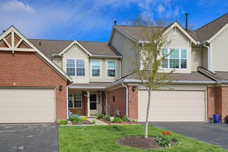 30W004 Penny Ln, Warrenville, IL 60555