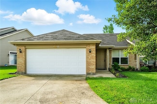 108 Clubhouse Ln, Lebanon, OH 45036