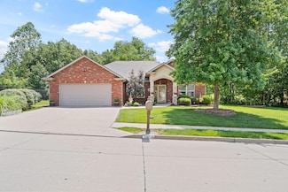 3104 Fox Trot Dr, Columbia, MO 65202