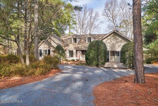 7 Highland Dr, Whispering Pines, NC 28327