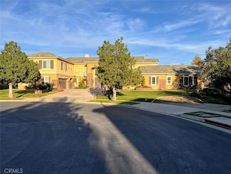 1583 Twin Oaks Cir, Corona, CA 92881