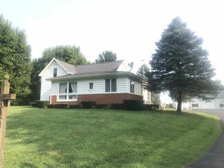 6966 W 1300 S, Silver Lake, IN 46982