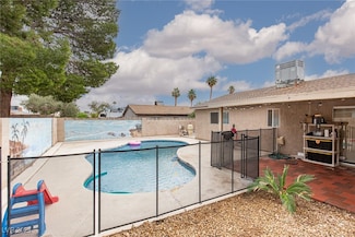 6580 Mountainwood Ln, Las Vegas, NV 89103