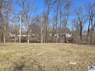 41 Lazy River, Cloverdale, IN 46120