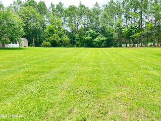 403 Felicity St, Bay St. Louis, MS 39520