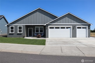 6354 Murray Way NE, Moses Lake, WA 98837