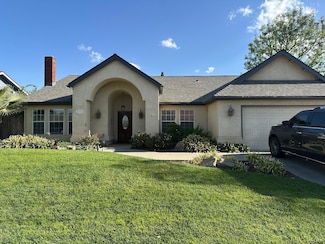 575 E Encore Dr, Hanford, CA 93230