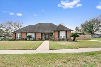 543 E Plaquemine St, Jennings, LA 70546