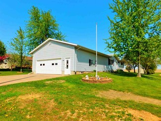 114 N Park St, Belmont, WI 53510