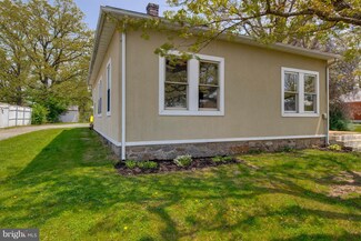 3959 Rectortown Rd, Marshall, VA 20115