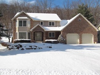1721 Ludden Dr, Cross Plains, WI 53528