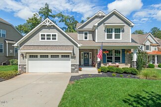 9 Persimmon Ct, Durham, NC 27712