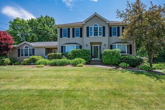 53 Cypress Dr, Brockton, MA 02301