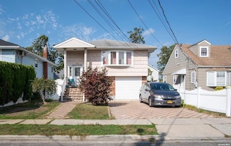 1093 Fayette St, Uniondale, NY 11553