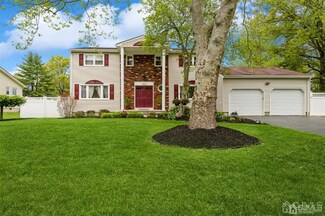 7 Donald Ave, Kendall Park, NJ 08824