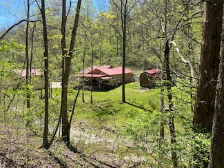 5307 Bells Branch Rd, Dillsboro, IN 47018