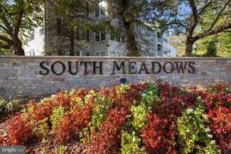 7501 Calderon Ct Unit B, Alexandria, VA 22306