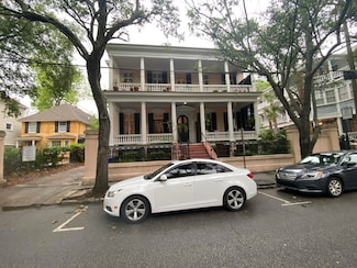 128 Wentworth St Unit 4, Charleston, SC 29401