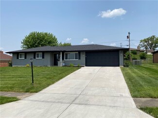 4329 Drowfield Dr, Dayton, OH 45426