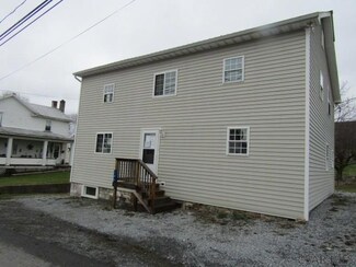 186 Plum Creek Rd, Roaring Spring, PA 16673