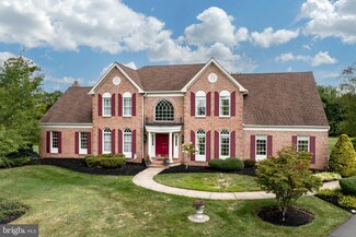 16 Martindell Dr, Newtown, PA 18940
