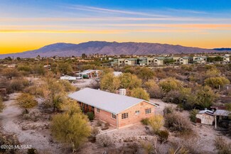 8945 E 20th St, Tucson, AZ 85710