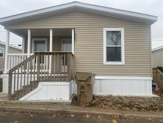 245 Bunting Ln Unit 245, Madison, WI 53704