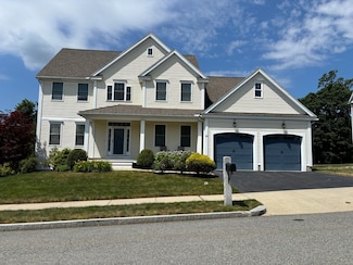34 Winship Dr, Stoneham, MA 02180