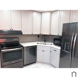 5812 NW 16th St Unit 29, Sunrise, FL 33313