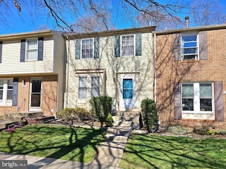 6567 Forest Dew Ct, Springfield, VA 22152