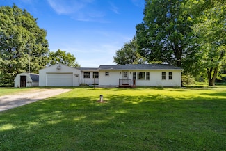 13333 Hutchison Rd, Albion, MI 49224