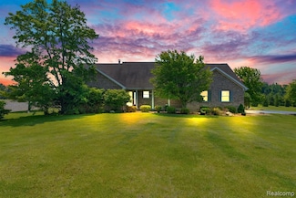 5562 Sheridan Line Rd, Croswell, MI 48422