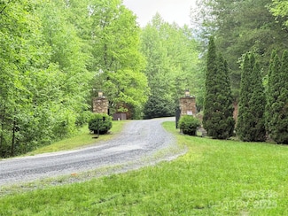 0000 Camp Cove Rd, Zirconia, NC 28790