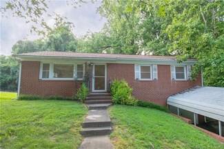 7516 Roaring Springs Rd, Gloucester, VA 23061